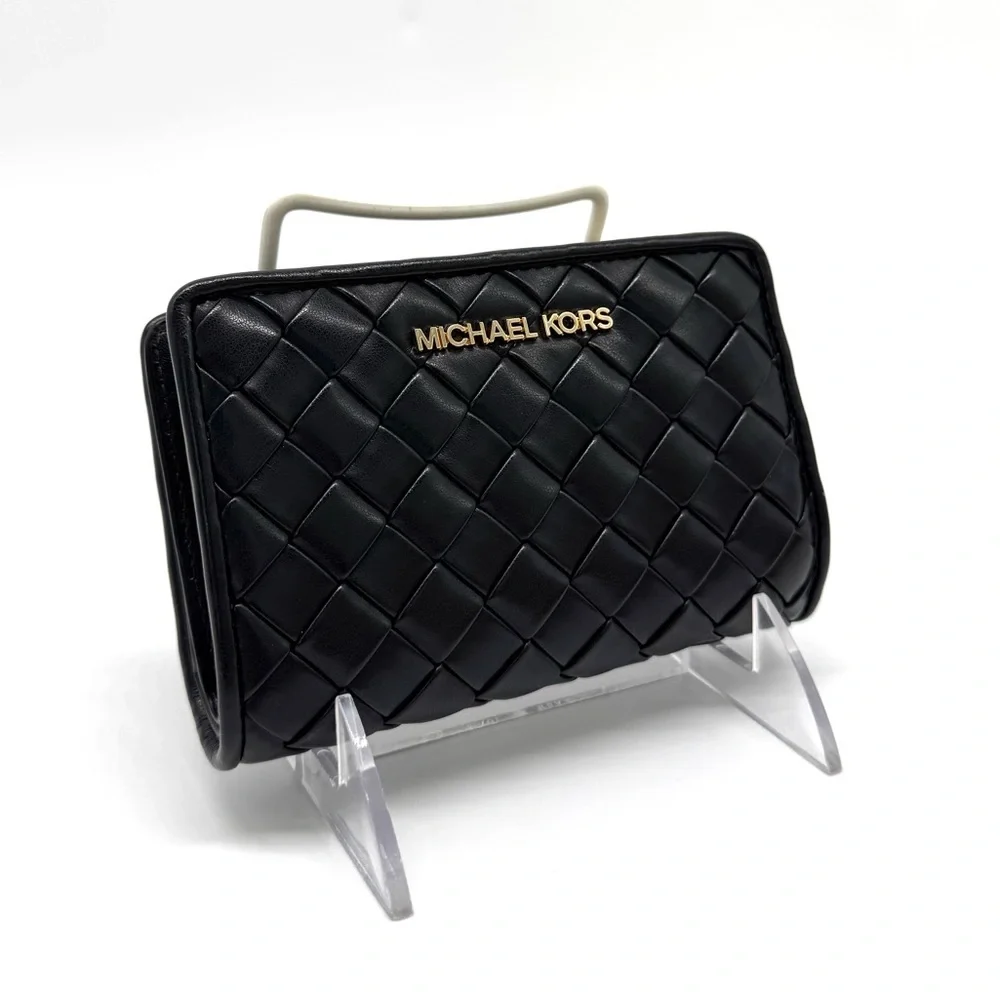 Michael Kors Medium Quilted Bifold Zip Chain Wallet Black